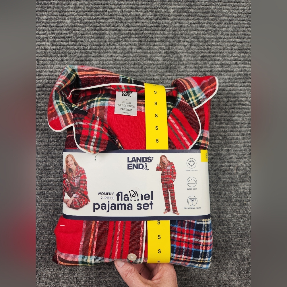 Lands' End Ladies' Flannel Pajama Set 2-piece Color Red Size Small Soft NWT